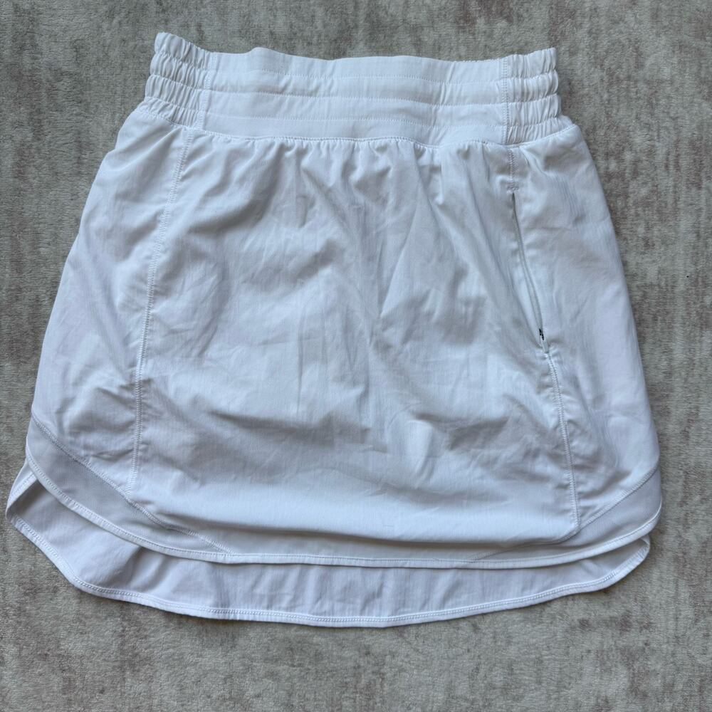 LULULEMON Women’s White Hotty Hot High-Rise Skirt Size 4 EUC